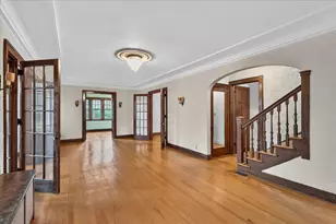 1124 Ashley Dr, Kalamazoo, MI 49048 - Photo 8