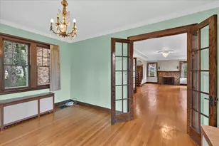 1124 Ashley Dr, Kalamazoo, MI 49048 - Photo 10