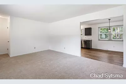 1643 Stonewood Drive SE, Lowell, MI 49331 - Photo 4