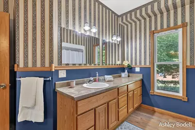 281 7 Mile Road NW, Comstock Park, MI 49321 - Photo 24
