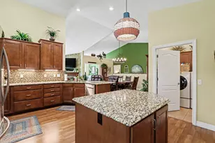 2181 Hunters Run, Kalamazoo, MI 49048 - Photo 6