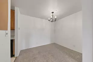 2106 Pauline Blvd, Ann Arbor, MI 48103 - Photo 4