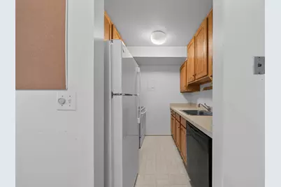 2106 Pauline Boulevard #202, Ann Arbor, MI 48103 - Photo 6