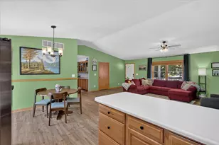 117 Charlotte St, Edmore, MI 48829 - Photo 16