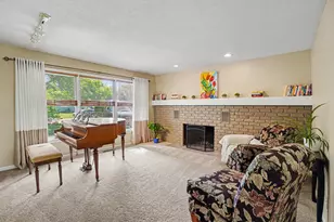 123 Bennett Ave, Hartford, MI 49057 - Photo 4