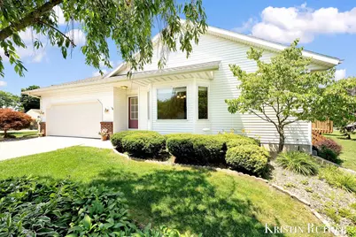 3843 44th Street SW, Grandville, MI 49418 - Photo 2