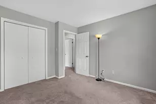 2665 Ridgecroft Dr SE, Kentwood, MI 49546 - Photo 14
