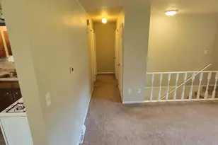2665 Ridgecroft Dr SE, Kentwood, MI 49546 - Photo 10