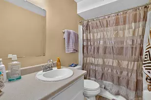2665 Ridgecroft Dr SE, Kentwood, MI 49546 - Photo 30