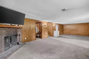 2665 Ridgecroft Dr SE, Kentwood, MI 49546 - Photo 36