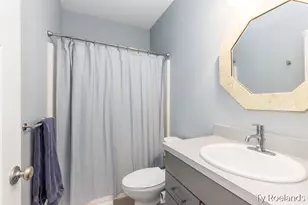 2034 Celadon Dr NE, Grand Rapids, MI 49525 - Photo 16