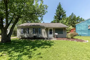 3593 Oakwood St, Ann Arbor, MI 48104 - Photo 2