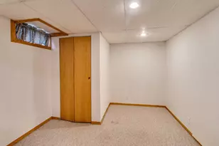138 Grand Castle Terrace, Battle Creek, MI 49014 - Photo 20