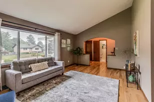 138 Grand Castle Terrace, Battle Creek, MI 49014 - Photo 4