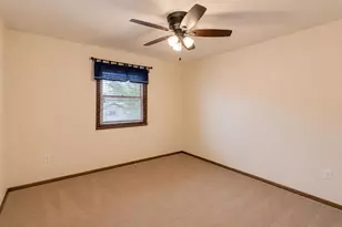 138 Grand Castle Terrace, Battle Creek, MI 49014 - Photo 16