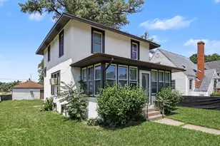 994 Columbus Ave, Benton Harbor, MI 49022 - Photo 1