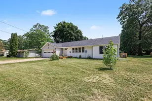 965 Victor Ave, Muskegon, MI 49445 - Photo 2