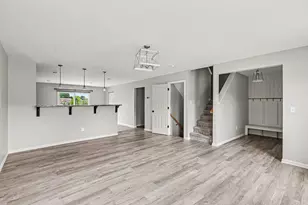 4893 Shadow Creek Dr, Hudsonville, MI 49426 - Photo 8