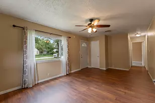 2129 Lewis Dr, Niles, MI 49120 - Photo 2