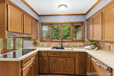 1809 7th Street NW, Grand Rapids, MI 49504 - Photo 10