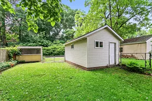 47 Carlton Ave SE, Grand Rapids, MI 49506 - Photo 26