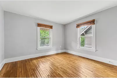 47 Carlton Avenue SE, Grand Rapids, MI 49506 - Photo 12