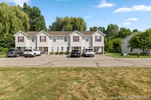 7034 S Cannon Pl Dr NE, Rockford, MI 49341 - Photo 1
