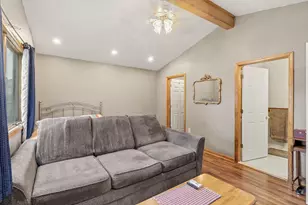 9295 Stonehouse Ave, Livonia, MI 48150 - Photo 16