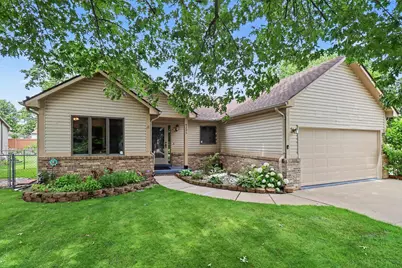 9295 Stonehouse Avenue, Livonia, MI 48150 - Photo 4
