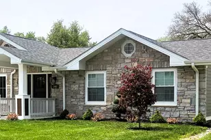 340 N Berrien St, New Buffalo, MI 49117 - Photo 1