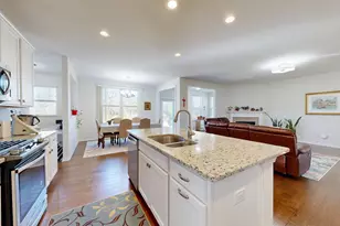 2901 Dillon Dr, Ann Arbor, MI 48105 - Photo 2