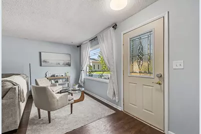 423 N Hudson Street SE, Lowell, MI 49331 - Photo 6