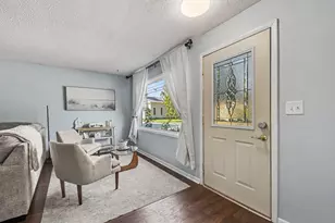 423 N Hudson St SE, Lowell, MI 49331 - Photo 6