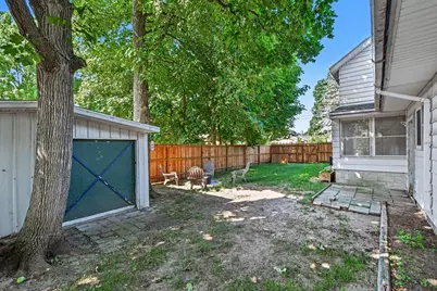423 N Hudson Street SE, Lowell, MI 49331 - Photo 32