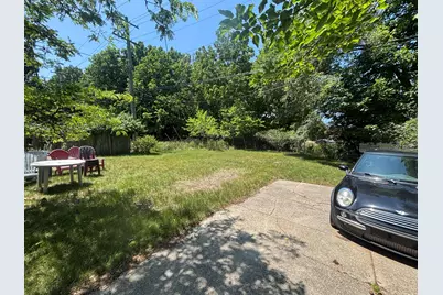 609 Hillock Court, Grand Haven, MI 49417 - Photo 14