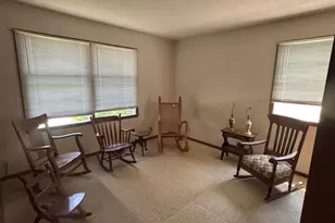 609 Hillock Ct, Grand Haven, MI 49417 - Photo 6