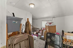 63 Oak St, Hillsdale, MI 49242 - Photo 26