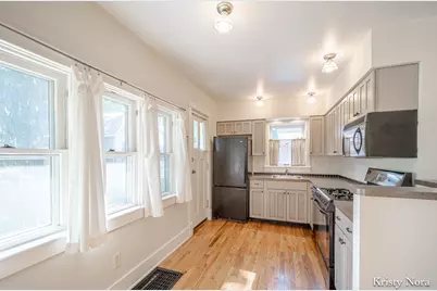 244 SE Prospect Avenue SE, Grand Rapids, MI 49503 - Photo 4
