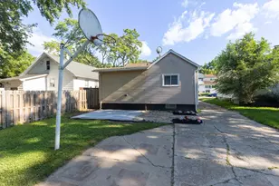 3502 Arlene Ave, Flint, MI 48503 - Photo 8