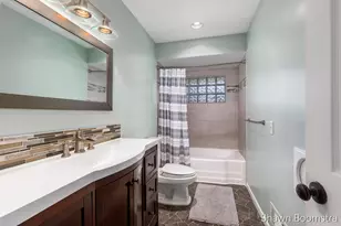1533 Royal Oak St SW, Wyoming, MI 49509 - Photo 18