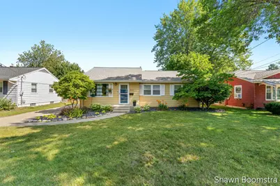 1533 Royal Oak Street SW, Wyoming, MI 49509 - Photo 2
