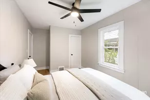 820 Diamond Ave NE, Grand Rapids, MI 49503 - Photo 18