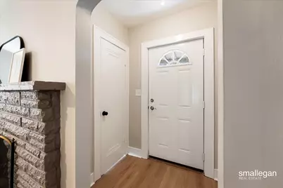 820 Diamond Avenue NE, Grand Rapids, MI 49503 - Photo 6