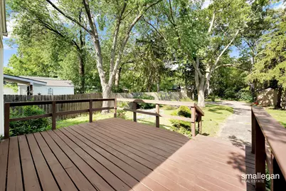 820 Diamond Avenue NE, Grand Rapids, MI 49503 - Photo 24