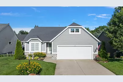 329 Hunters Run Circle, Holland, MI 49423 - Photo 2
