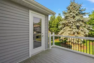 329 Hunters Run Cir, Holland, MI 49423 - Photo 52