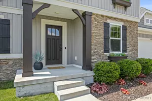 495 Highlander Dr NE, Rockford, MI 49341 - Photo 2