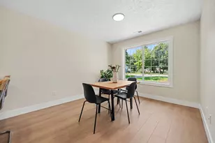 550 W 22nd St, Holland, MI 49423 - Photo 6