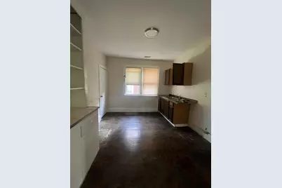 3450 Cadillac Boulevard #Upper, Detroit, MI 48214 - Photo 8