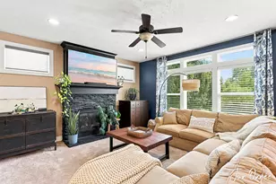 7250 Rosie Shores Dr SW, Byron Center, MI 49315 - Photo 4